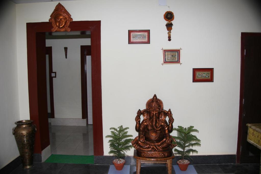Hotel Maa Kamakhya Пурі Екстер'єр фото
