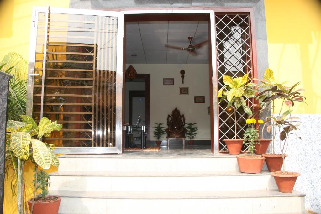 Hotel Maa Kamakhya Пурі Екстер'єр фото