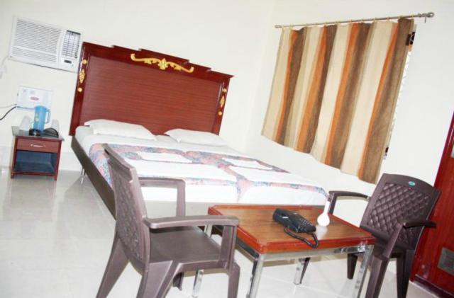 Hotel Maa Kamakhya Пурі Номер фото