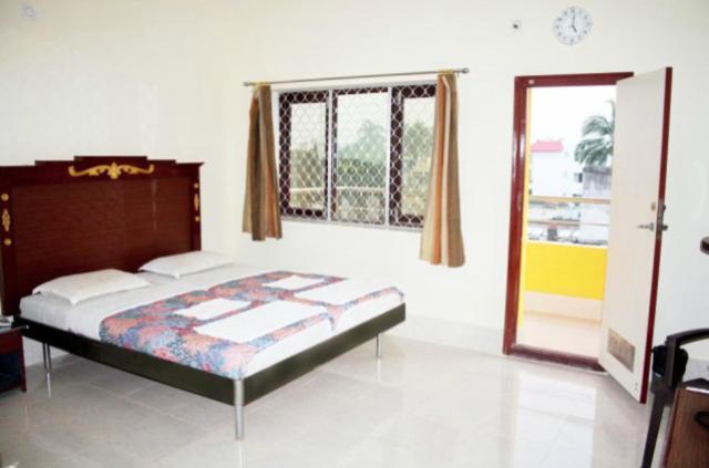 Hotel Maa Kamakhya Пурі Номер фото