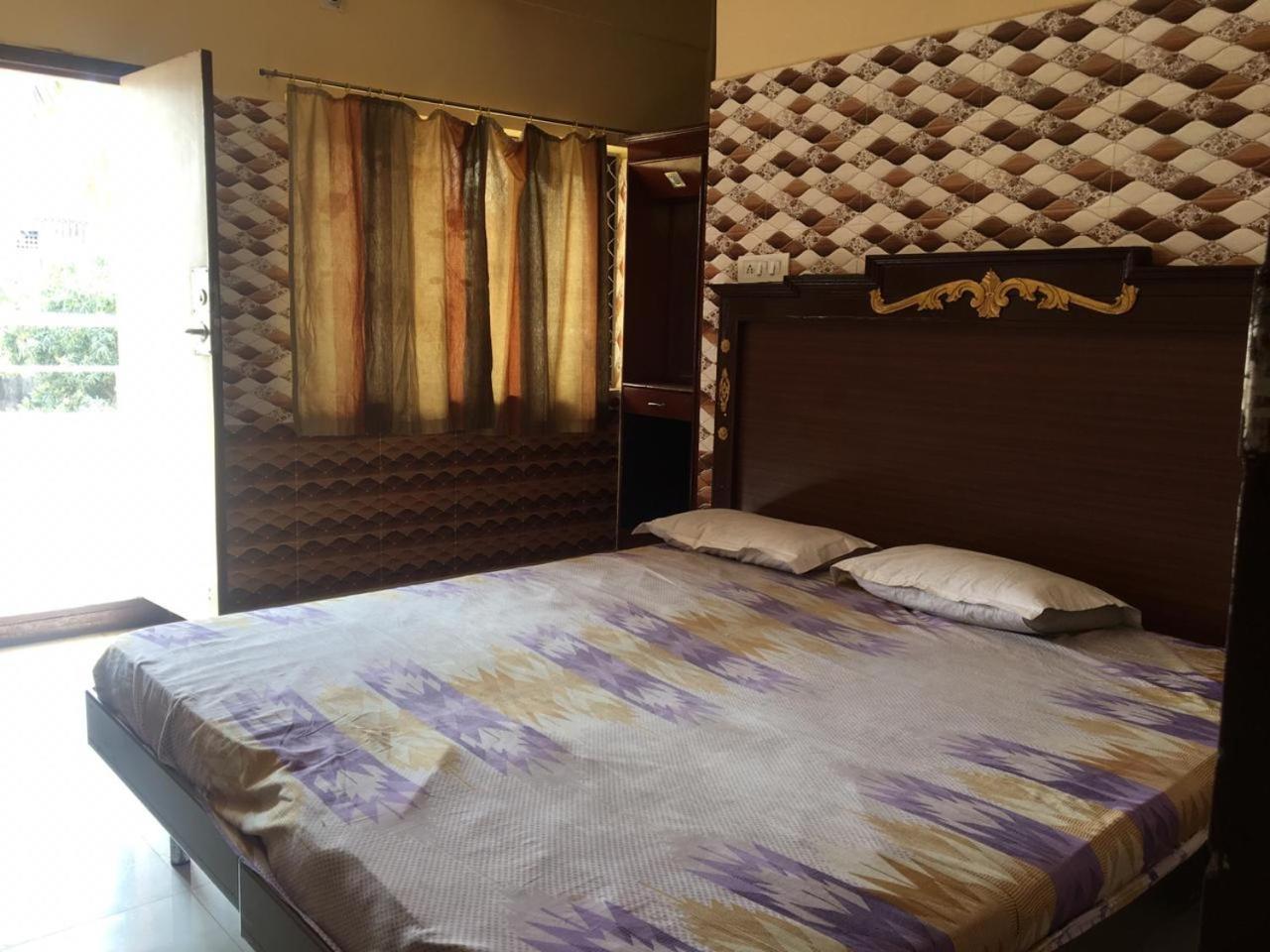 Hotel Maa Kamakhya Пурі Екстер'єр фото